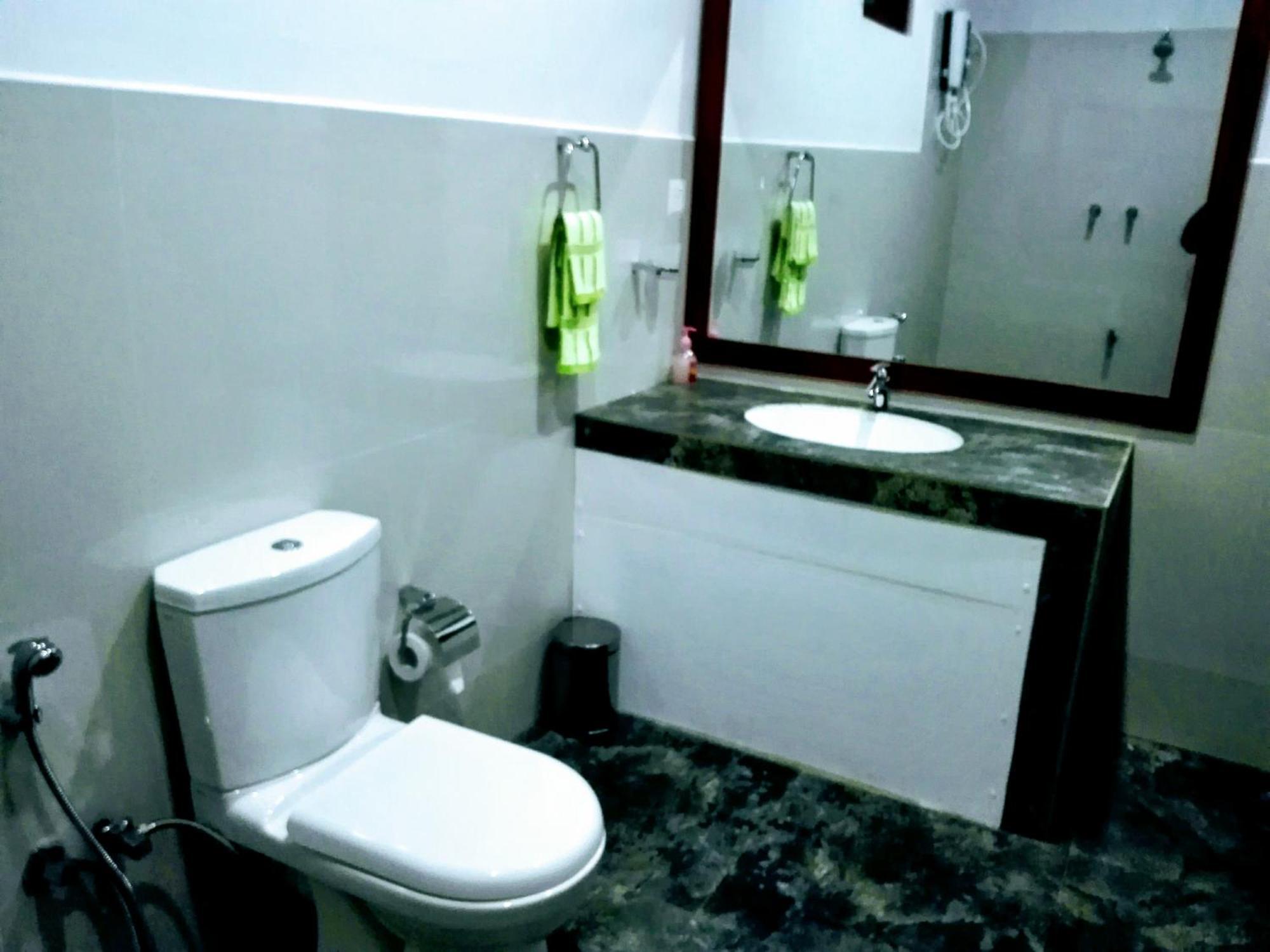 Hideaway Homestay Habarana Bagian luar foto