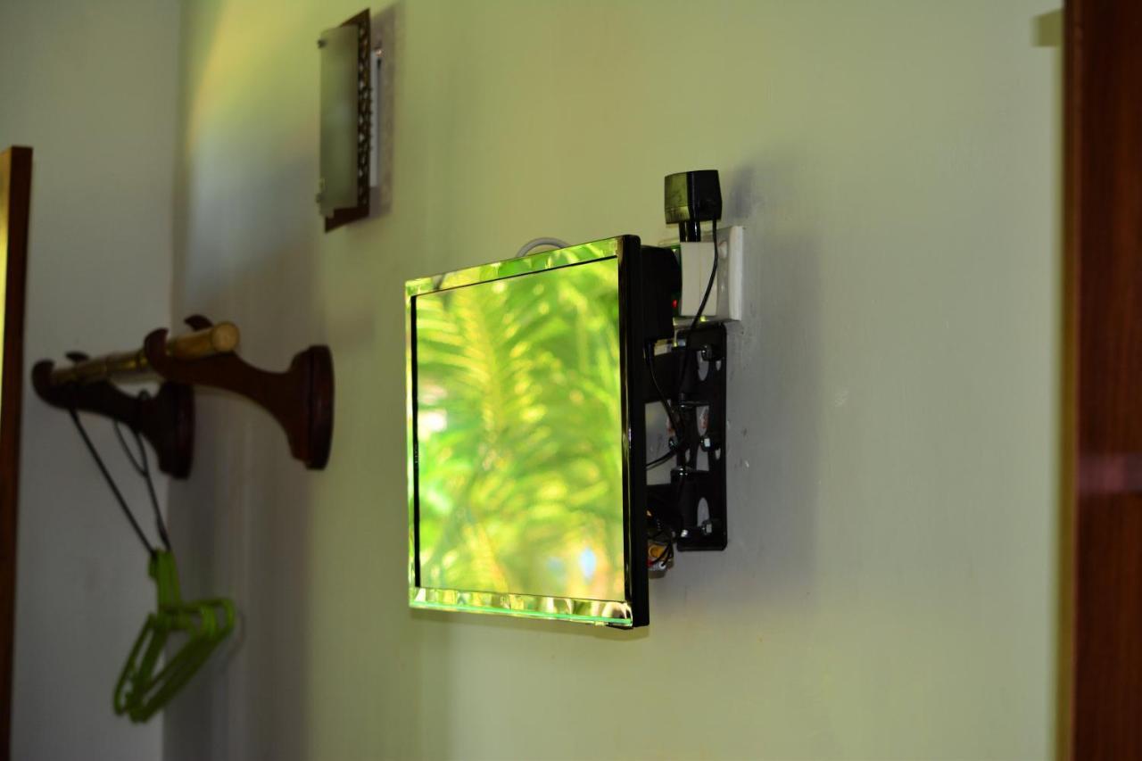 Hideaway Homestay Habarana Bagian luar foto