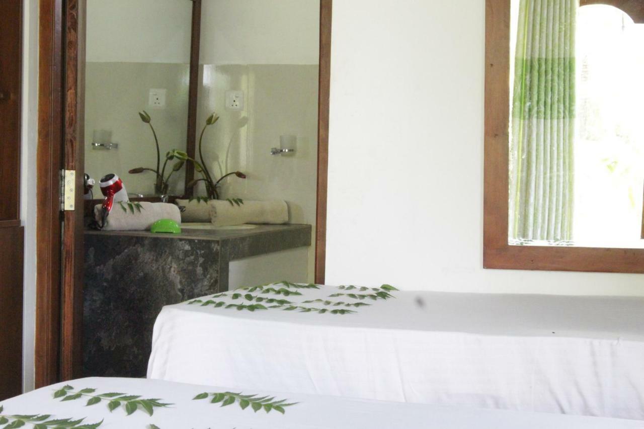 Hideaway Homestay Habarana Bagian luar foto